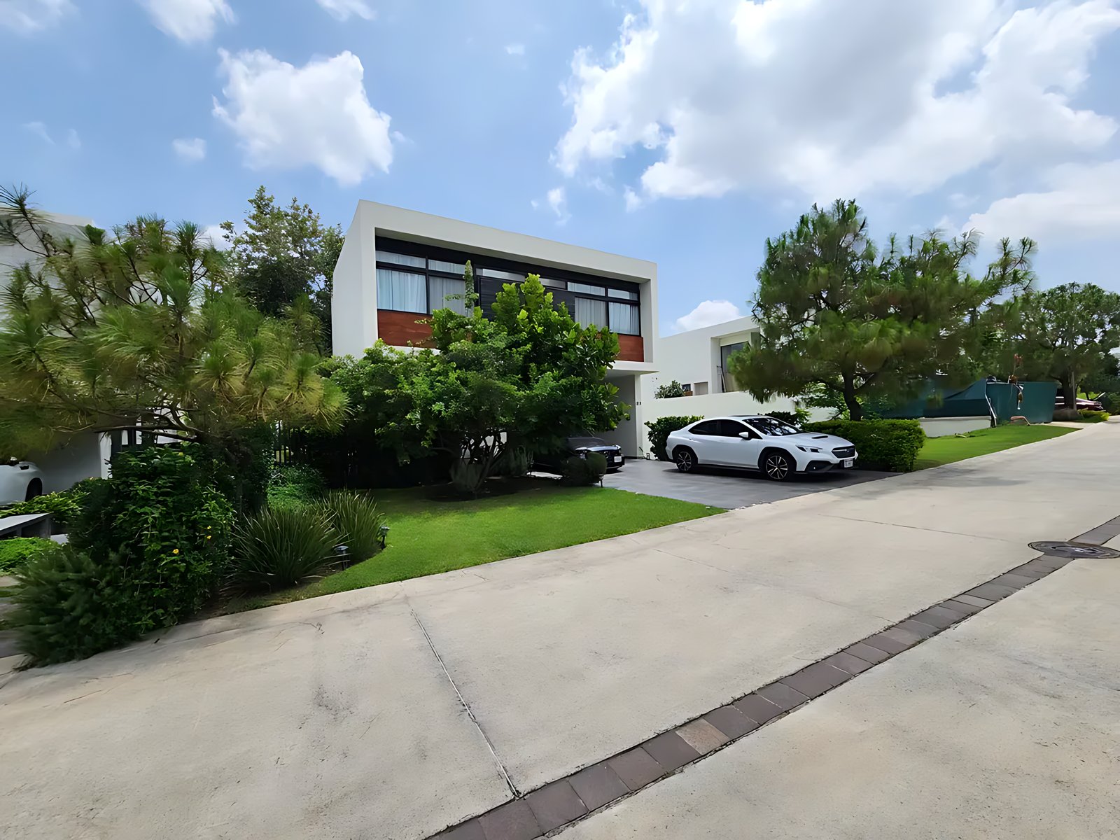 Casa Residencial en Venta, Condominio Alcázar, Zapopan